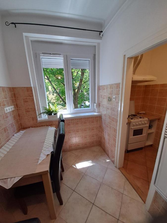 Zoeld Sziget Apartmanlakas Eger Extérieur photo