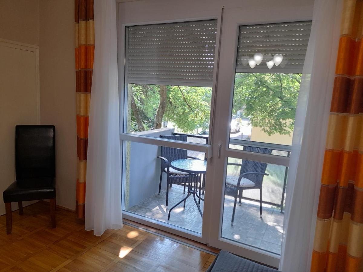Zoeld Sziget Apartmanlakas Eger Extérieur photo
