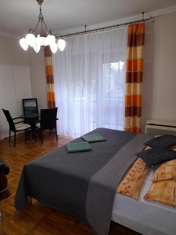 Zoeld Sziget Apartmanlakas Eger Extérieur photo