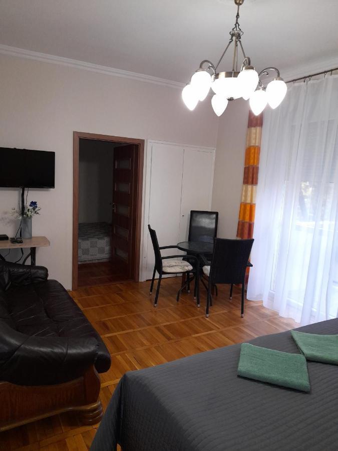 Zoeld Sziget Apartmanlakas Eger Extérieur photo